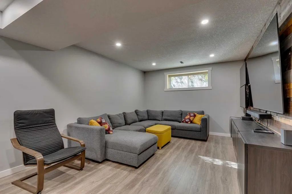144 Masters Link SE Calgary AB T3M 2M9