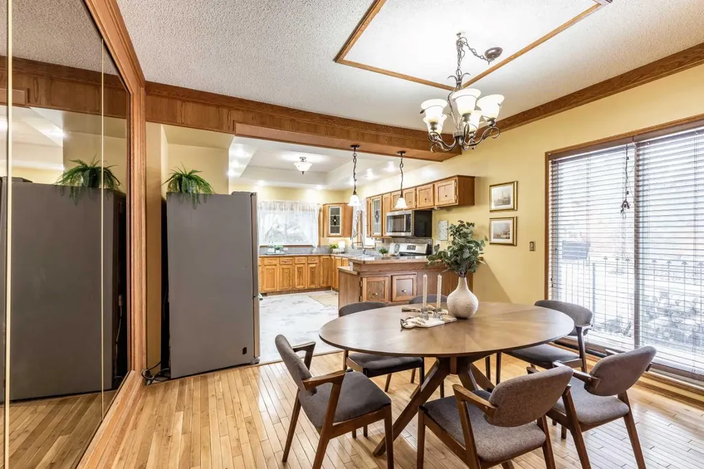 176 1 Street SW Medicine Hat AB T1A3Y9