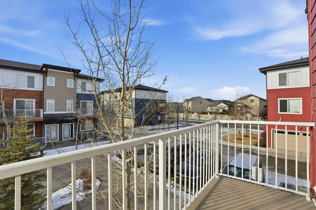 111 Rainbow Falls Gate Chestermere AB T1X 0Z4