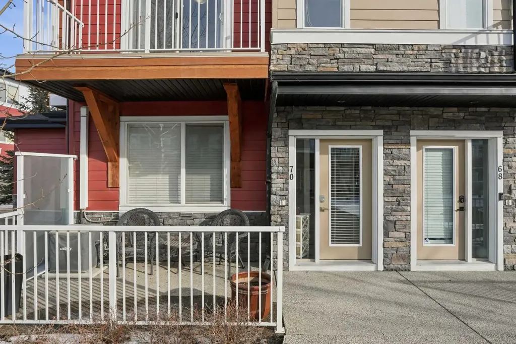 111 Rainbow Falls Gate Chestermere AB T1X 0Z4