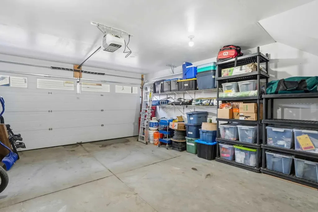 111 Rainbow Falls Gate Chestermere AB T1X 0Z4