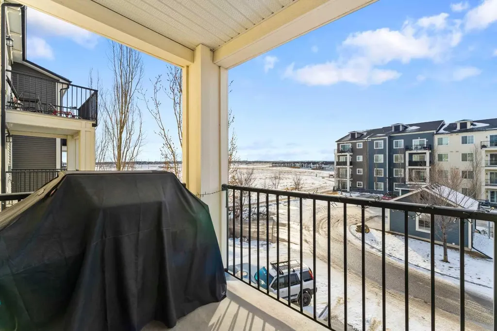 99 Copperstone Park SE Calgary AB T2Z 5C9