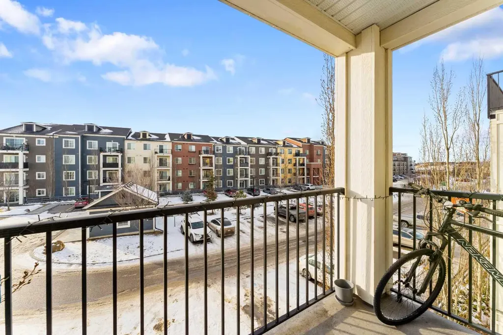 99 Copperstone Park SE Calgary AB T2Z 5C9