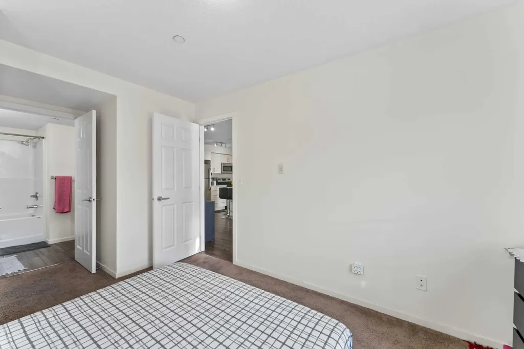 99 Copperstone Park SE Calgary AB T2Z 5C9