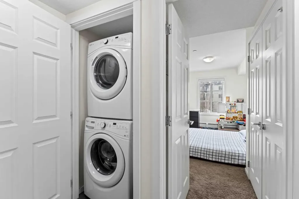 99 Copperstone Park SE Calgary AB T2Z 5C9