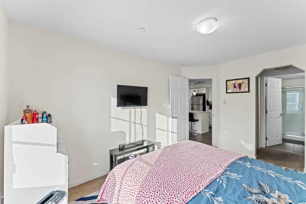 99 Copperstone Park SE Calgary AB T2Z 5C9