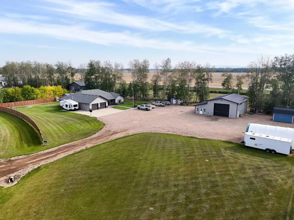 114 Greenwood Bend Rural Mackenzie County AB T0H 2H0