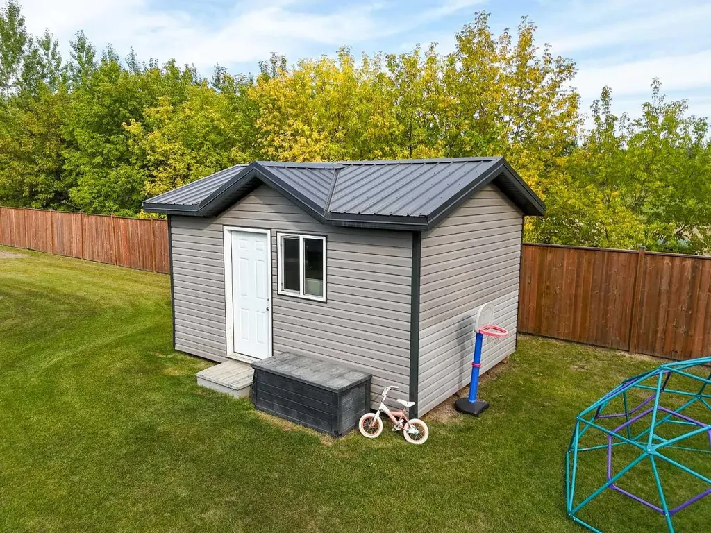 114 Greenwood Bend Rural Mackenzie County AB T0H 2H0
