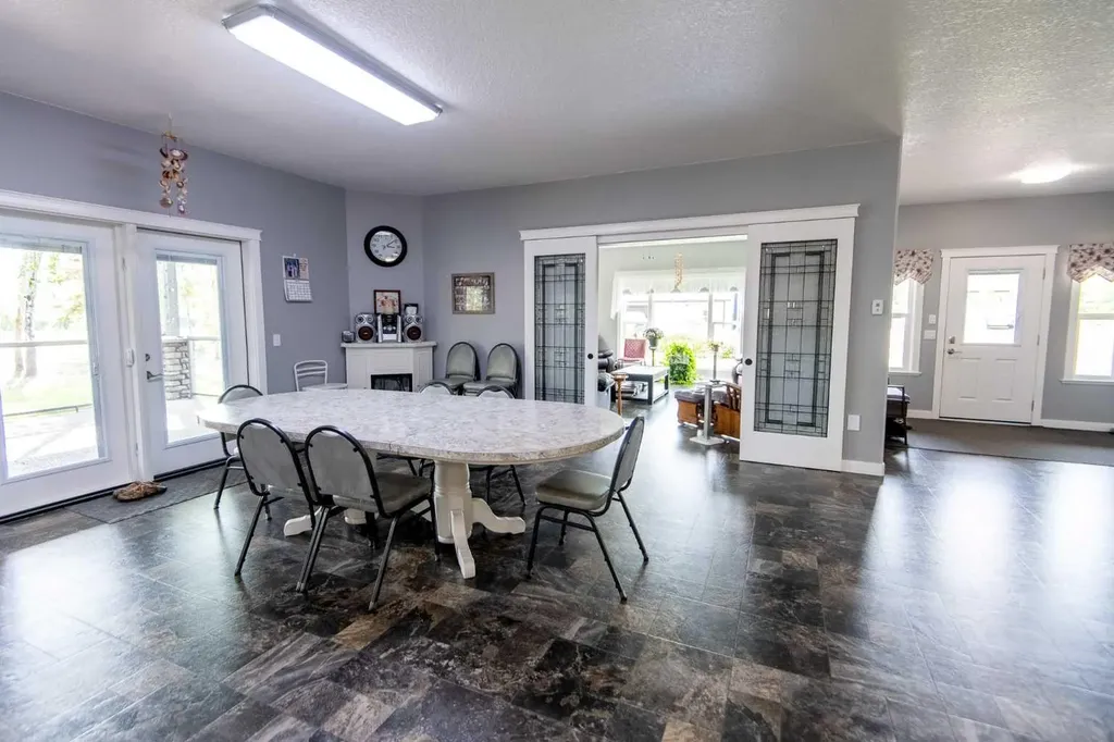 114 Greenwood Bend Rural Mackenzie County AB T0H 2H0