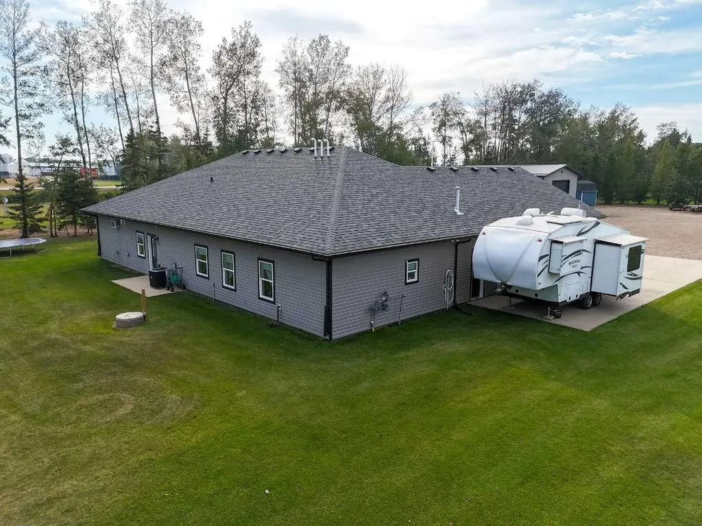 114 Greenwood Bend Rural Mackenzie County AB T0H 2H0