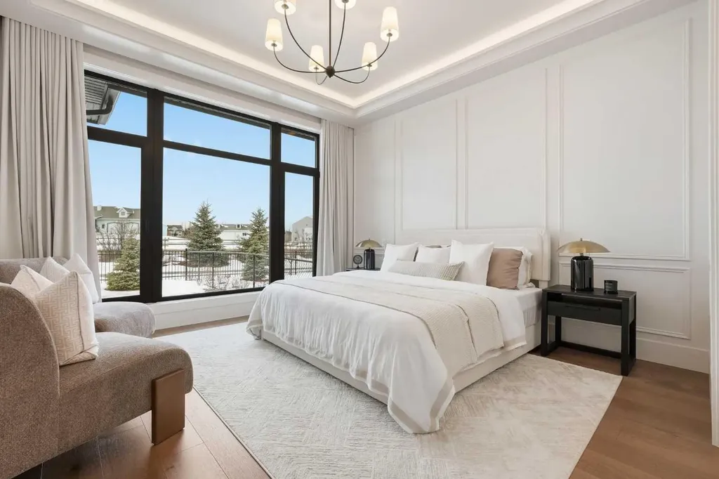 745 Serenity Bend Heritage Pointe AB T1S3X3