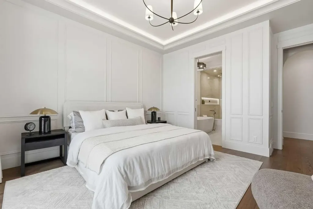 745 Serenity Bend Heritage Pointe AB T1S3X3