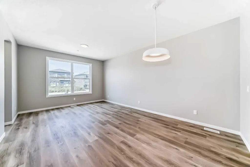 413 Hotchkiss Drive SE Calgary AB T3S 0S8
