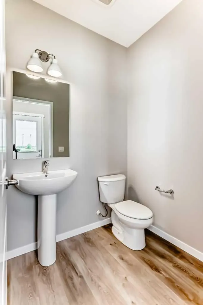 413 Hotchkiss Drive SE Calgary AB T3S 0S8