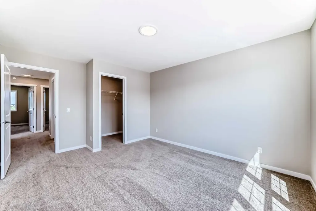 413 Hotchkiss Drive SE Calgary AB T3S 0S8