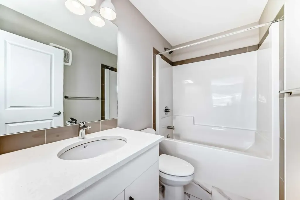 413 Hotchkiss Drive SE Calgary AB T3S 0S8