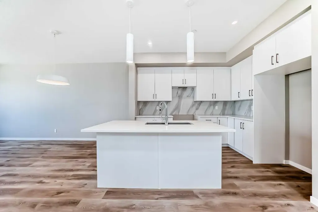 413 Hotchkiss Drive SE Calgary AB T3S 0S8