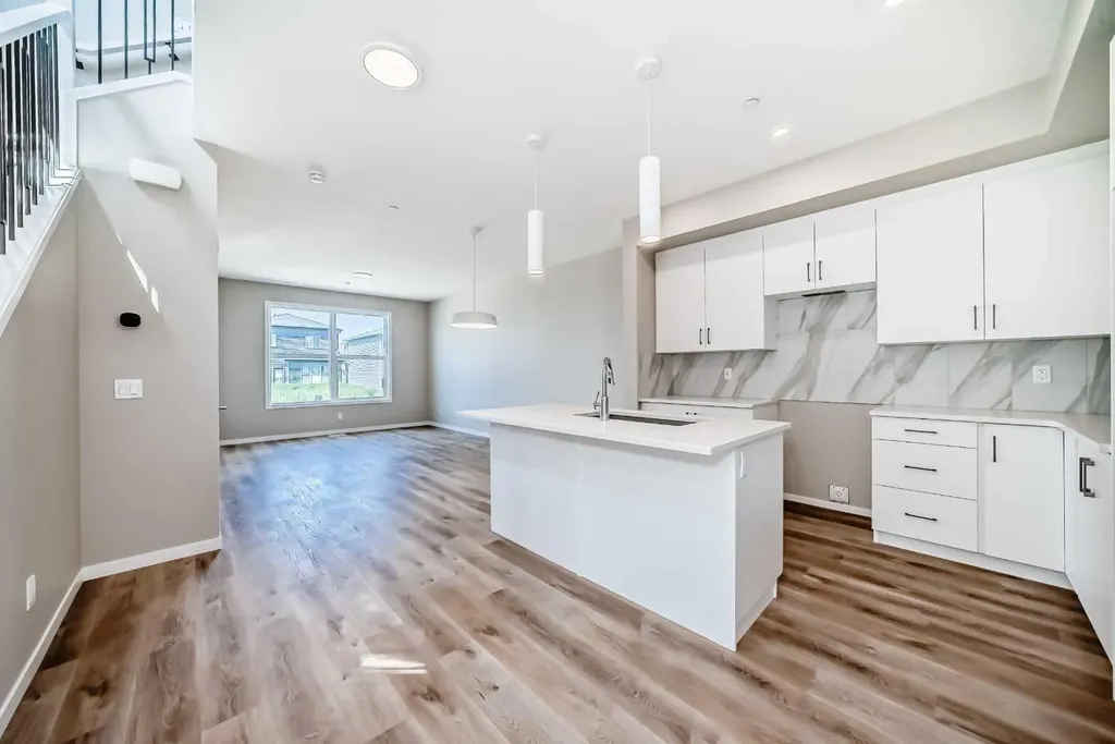 413 Hotchkiss Drive SE Calgary AB T3S 0S8