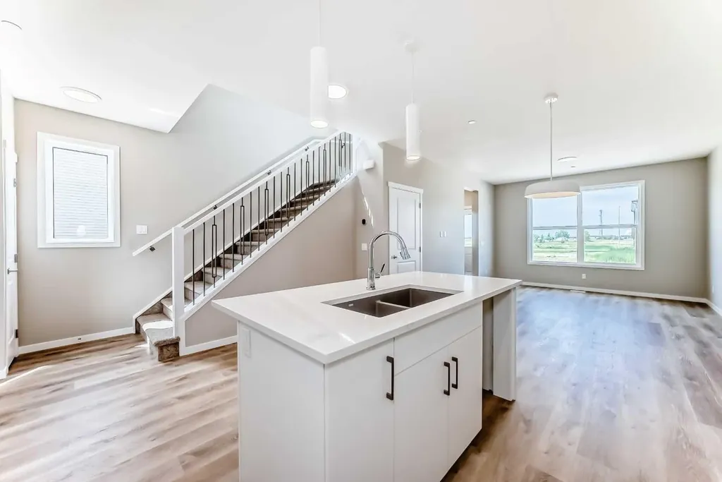 413 Hotchkiss Drive SE Calgary AB T3S 0S8