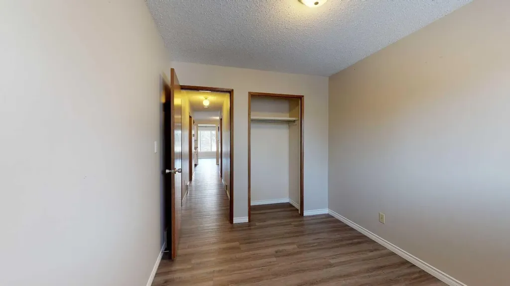 9316 70a Avenue Grande Prairie AB T8V 6C9