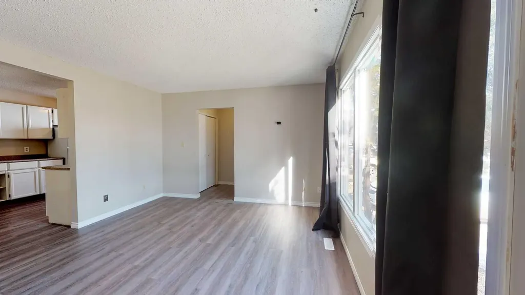 9316 70a Avenue Grande Prairie AB T8V 6C9