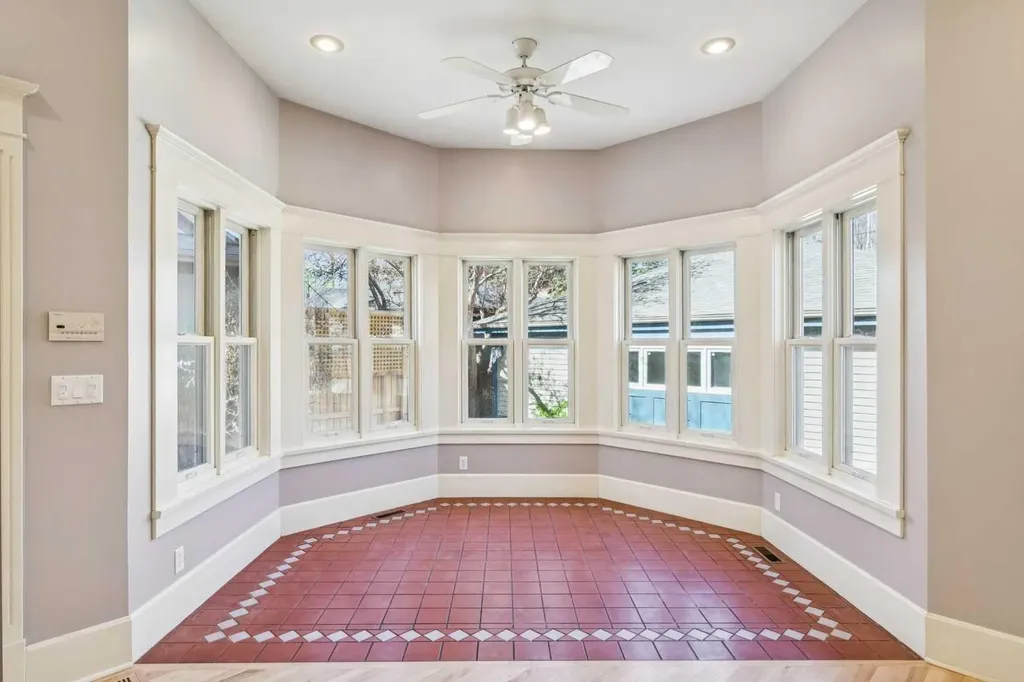 3019 6 Street SW Calgary AB T2S 2M1