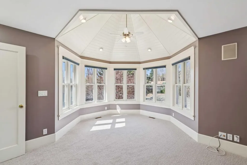 3019 6 Street SW Calgary AB T2S 2M1