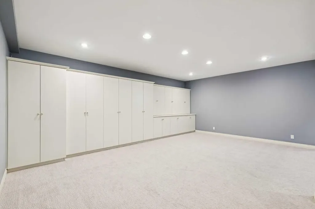 3019 6 Street SW Calgary AB T2S 2M1