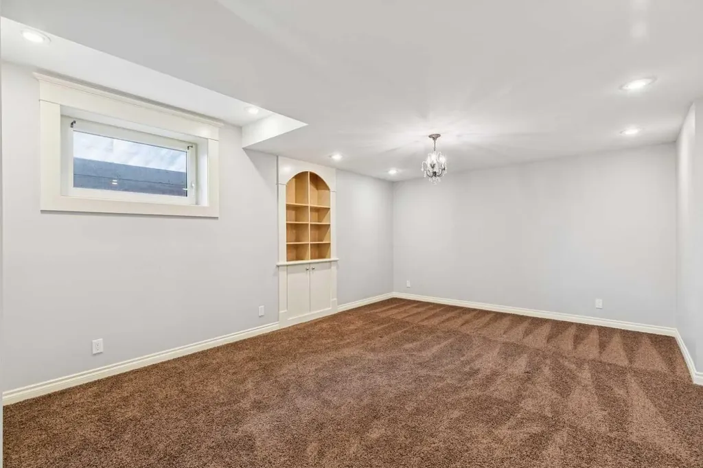 3019 6 Street SW Calgary AB T2S 2M1