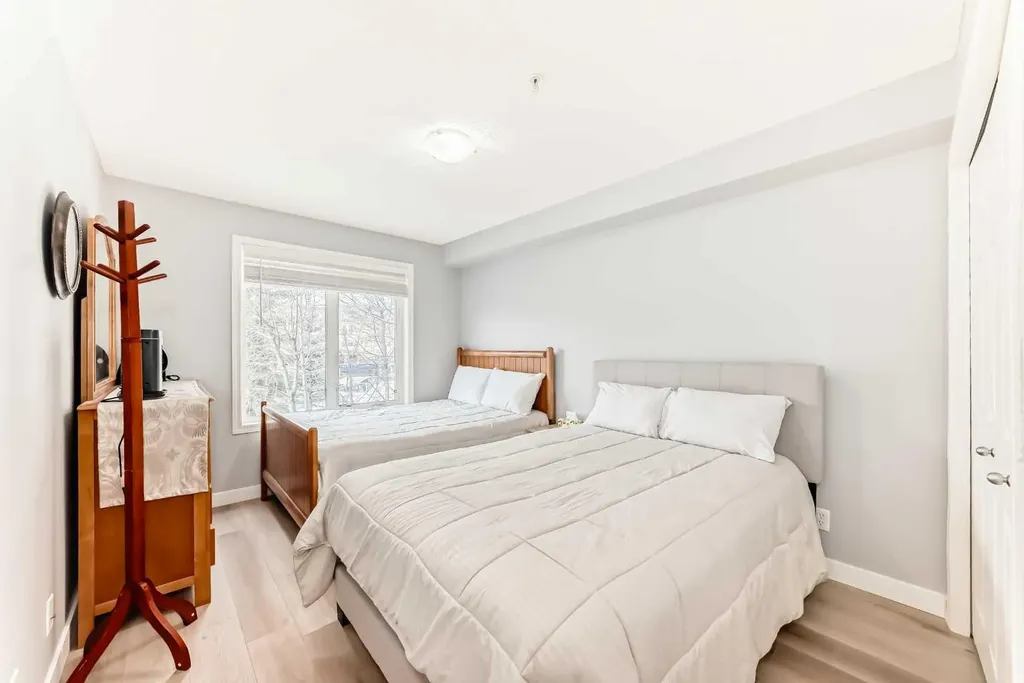 5200 44 Avenue NE Calgary AB T1Y 7L4
