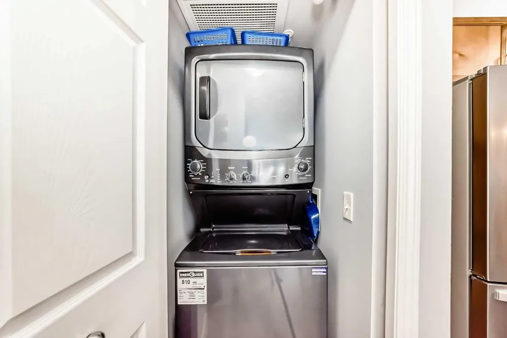 5200 44 Avenue NE Calgary AB T1Y 7L4