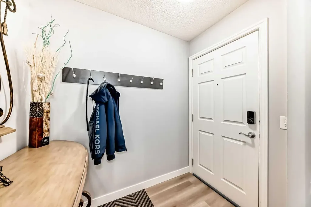 5200 44 Avenue NE Calgary AB T1Y 7L4