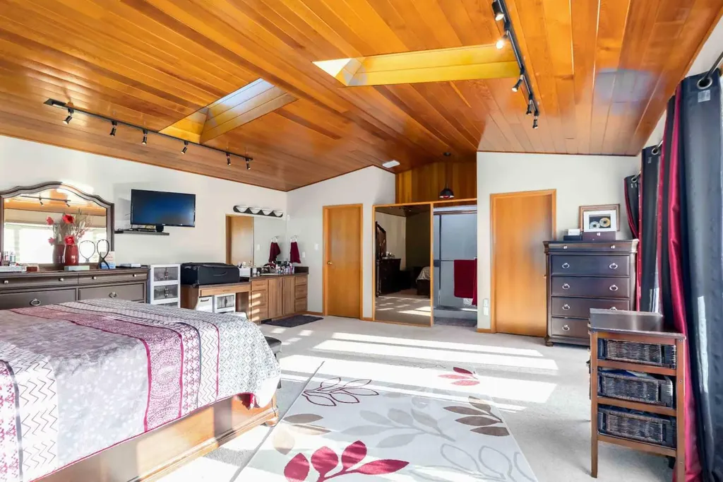 39 Poplar Crescent Gregoire Lake Estates AB T9H 0L2
