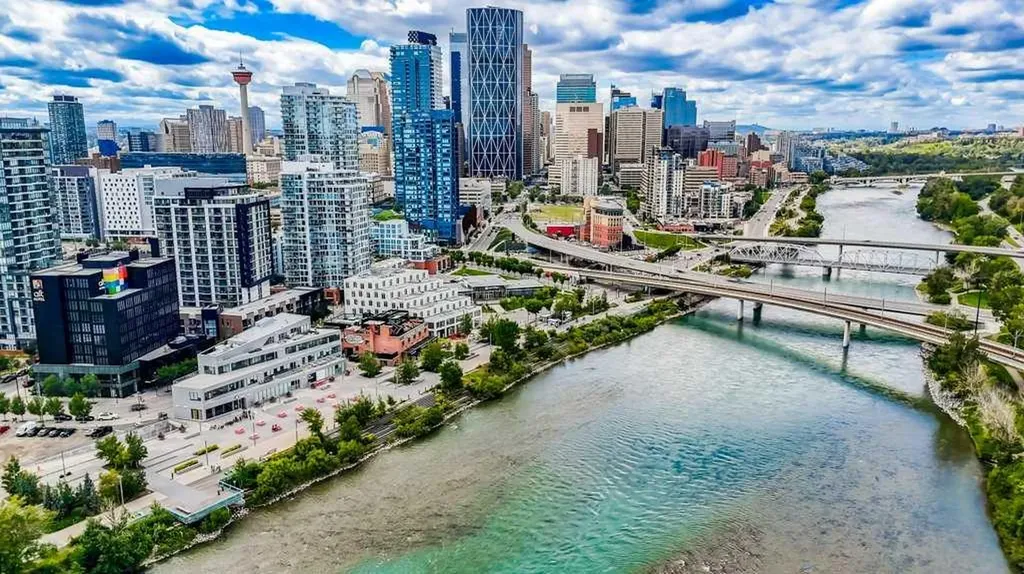 560 6 Avenue SE Calgary AB T2G 1K7