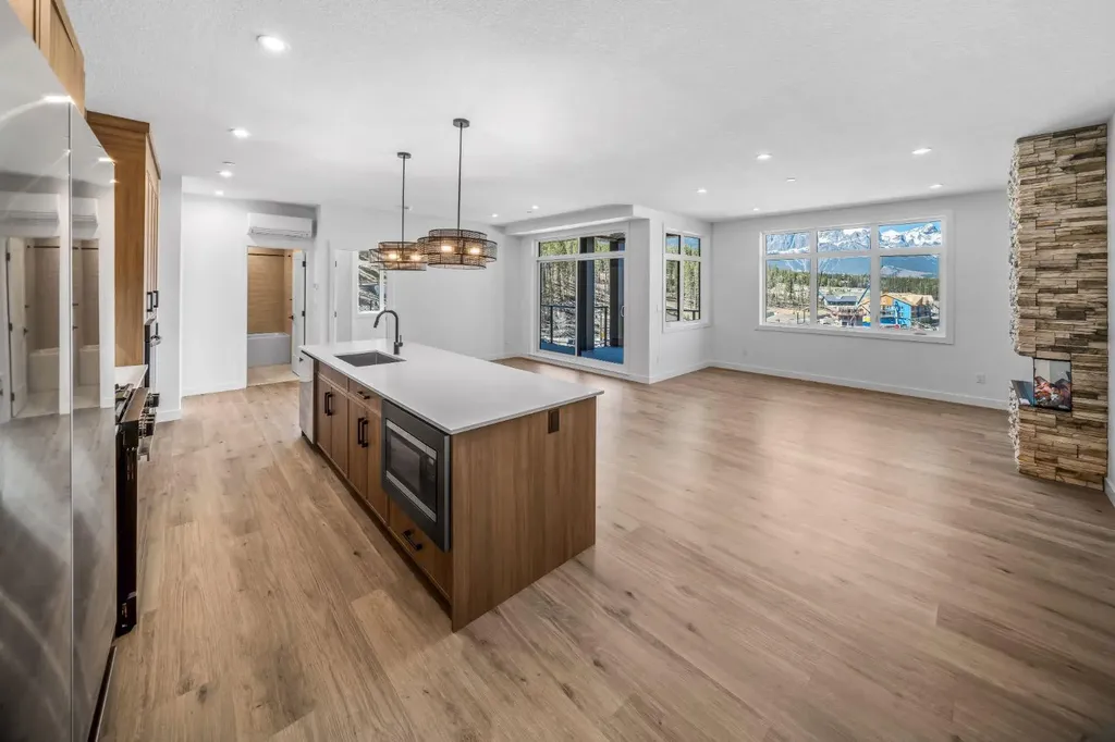 10 Cascade Ridge Canmore AB T1W 0K6