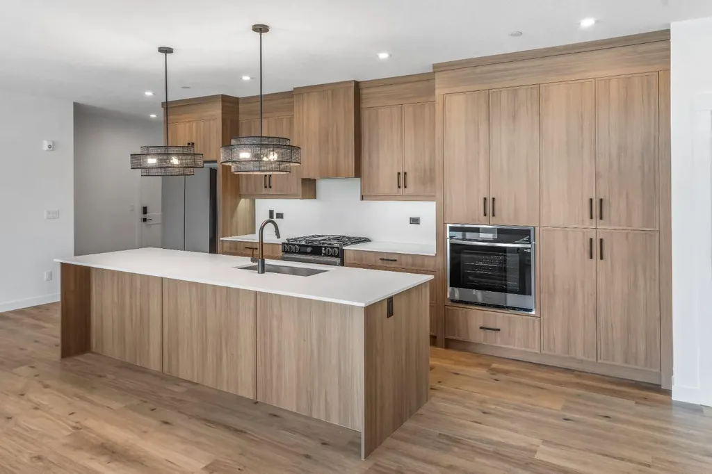10 Cascade Ridge Canmore AB T1W 0K6