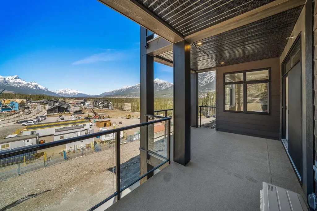 10 Cascade Ridge Canmore AB T1W 0K6