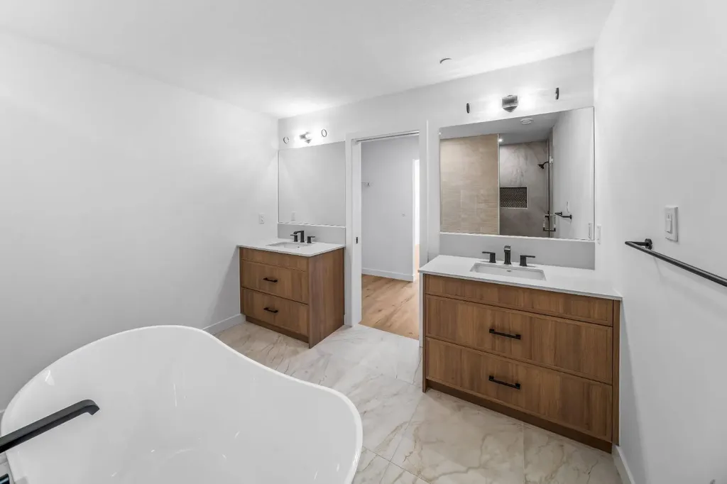 10 Cascade Ridge Canmore AB T1W 0K6