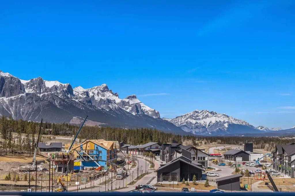 10 Cascade Ridge Canmore AB T1W 0K6