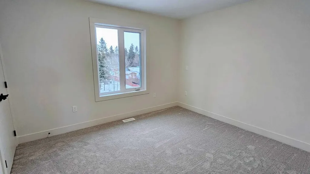 106 4 Street NW Sundre AB T0M 1X0