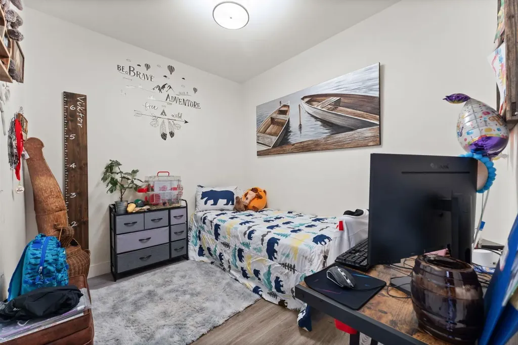 515 4 Avenue NE Calgary AB T2E 0J9