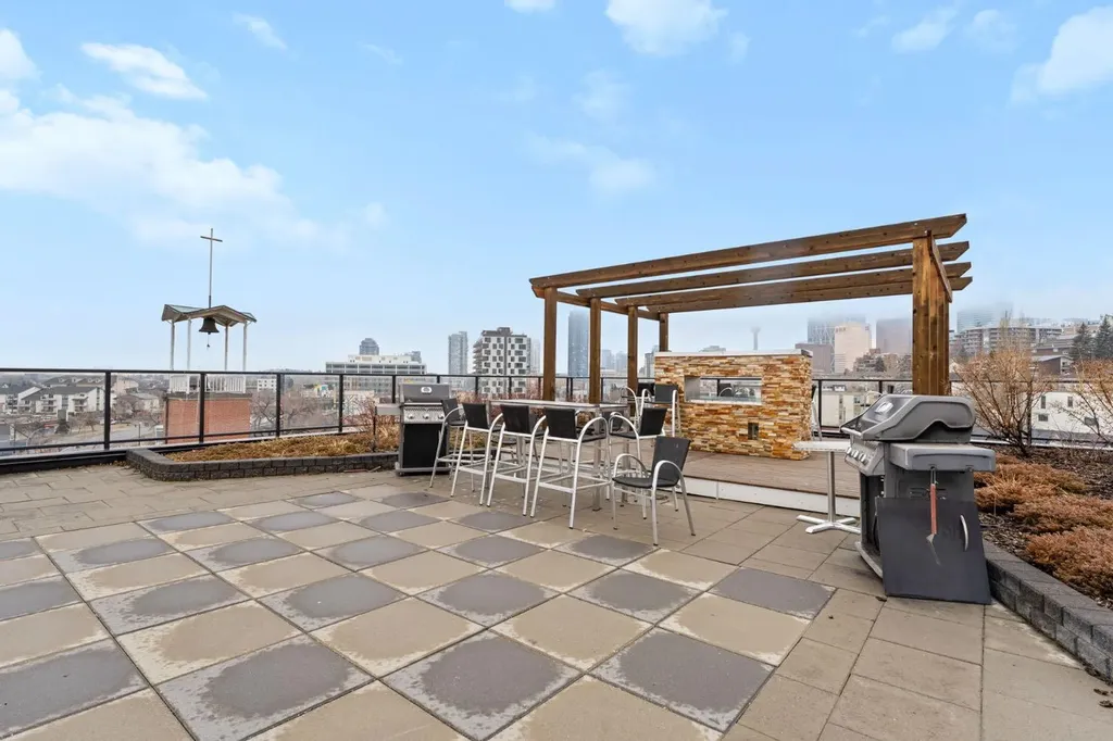 515 4 Avenue NE Calgary AB T2E 0J9