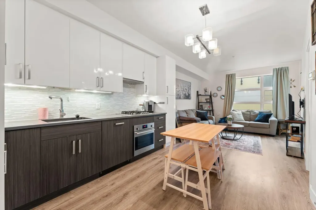 515 4 Avenue NE Calgary AB T2E 0J9