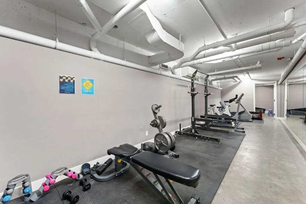 515 4 Avenue NE Calgary AB T2E 0J9