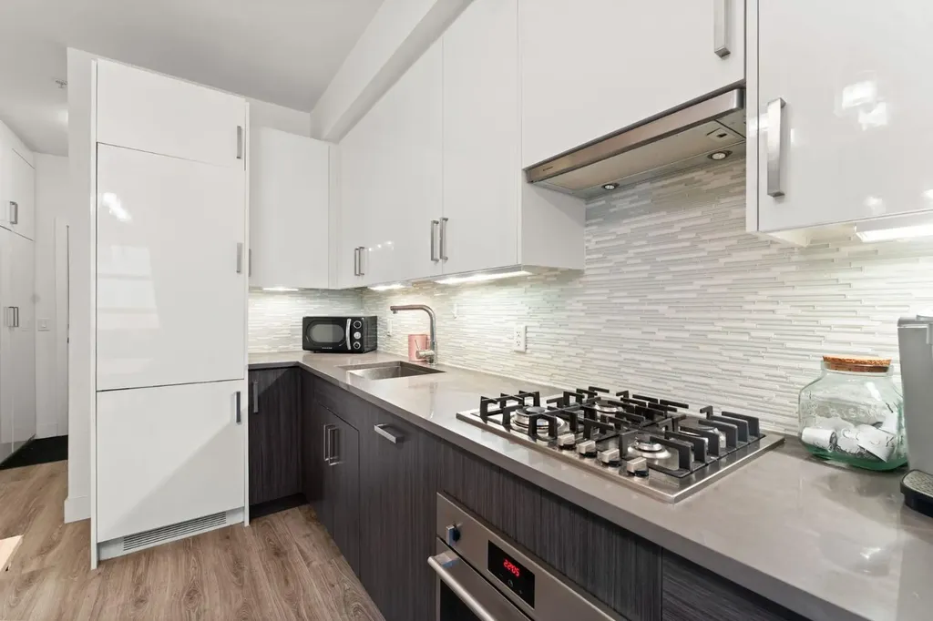 515 4 Avenue NE Calgary AB T2E 0J9