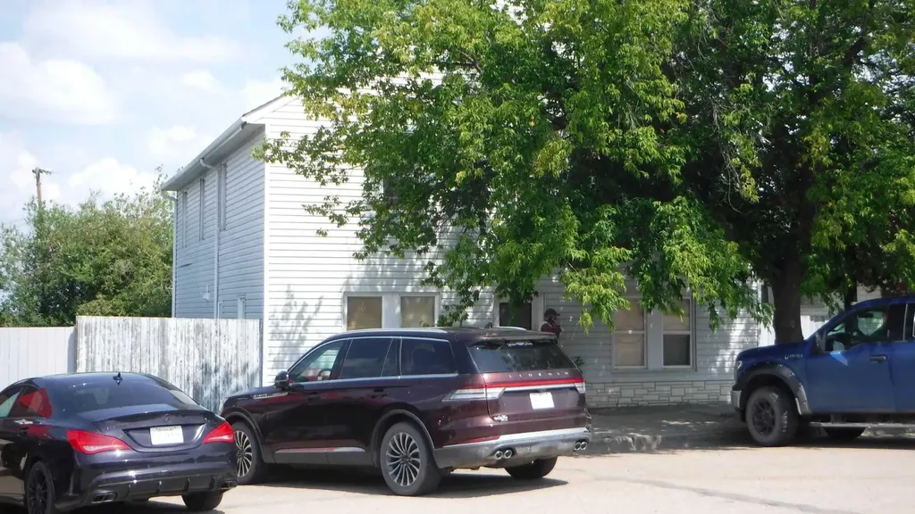 5013 50 Avenue Valleyview AB T0H 3N0