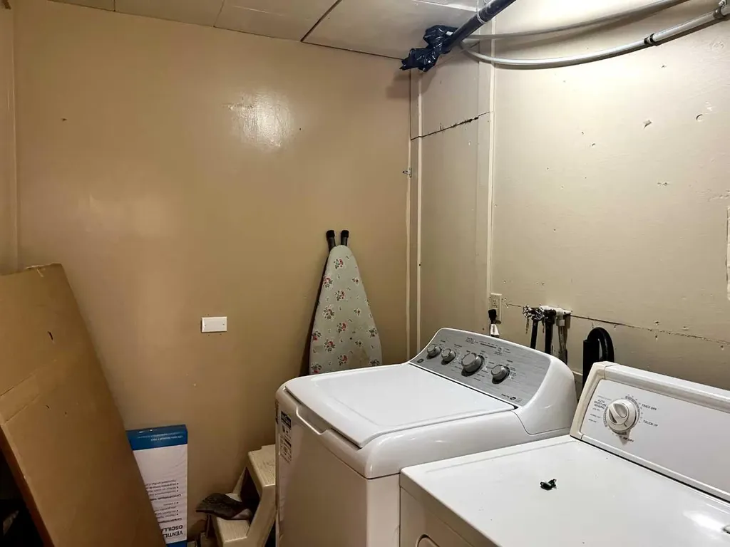 5013 50 Avenue Valleyview AB T0H 3N0