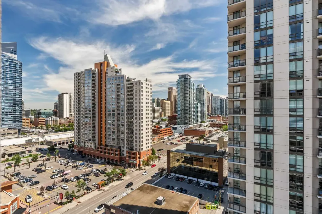 1110 11 Street SW Calgary AB T2R 1S5