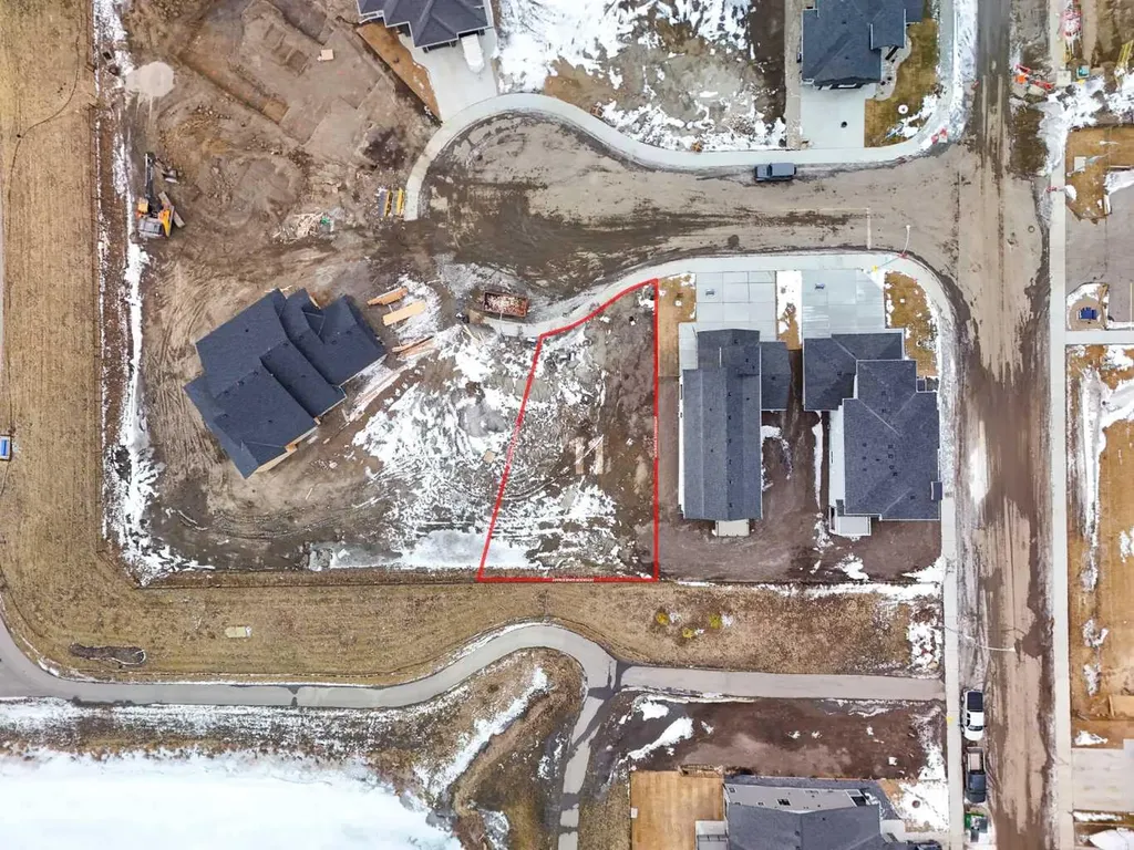11 Lakewood Point Strathmore AB T0J1Y0