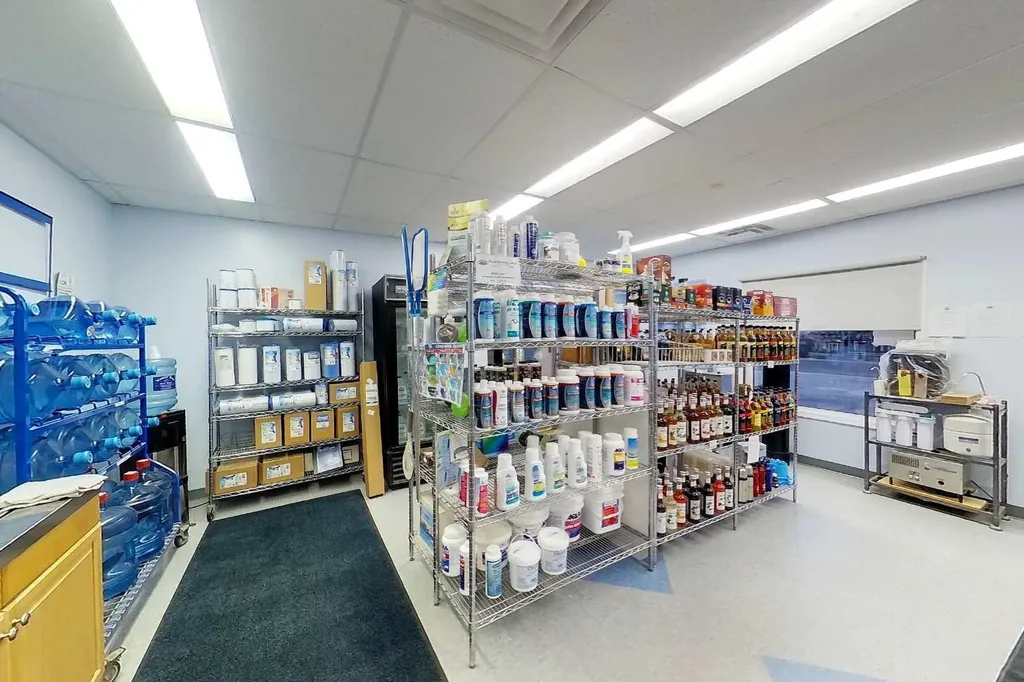 4618-4622 4 Avenue Edson AB T7E 1C7